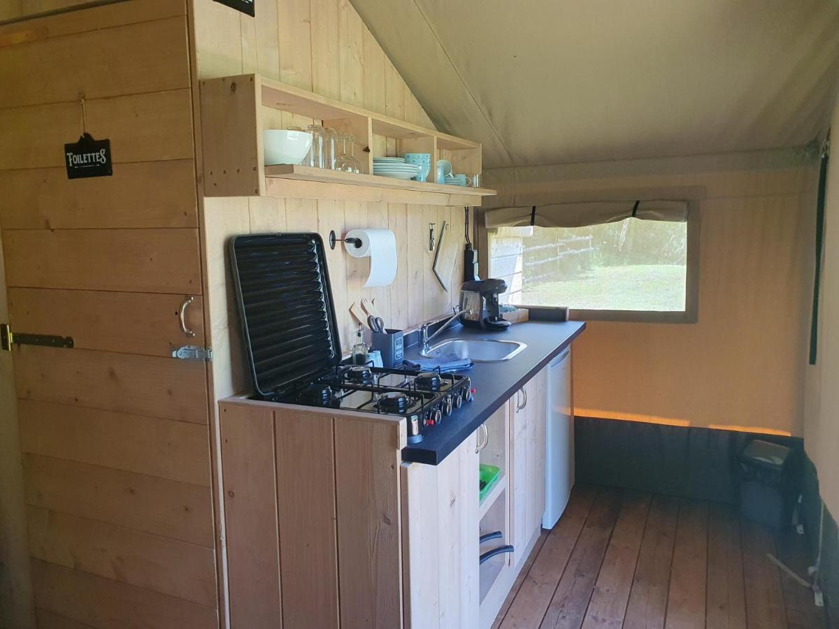 Luxury Safari Tents At Moulin Du Pommier Glamping & Camping Saulgond Exterior photo